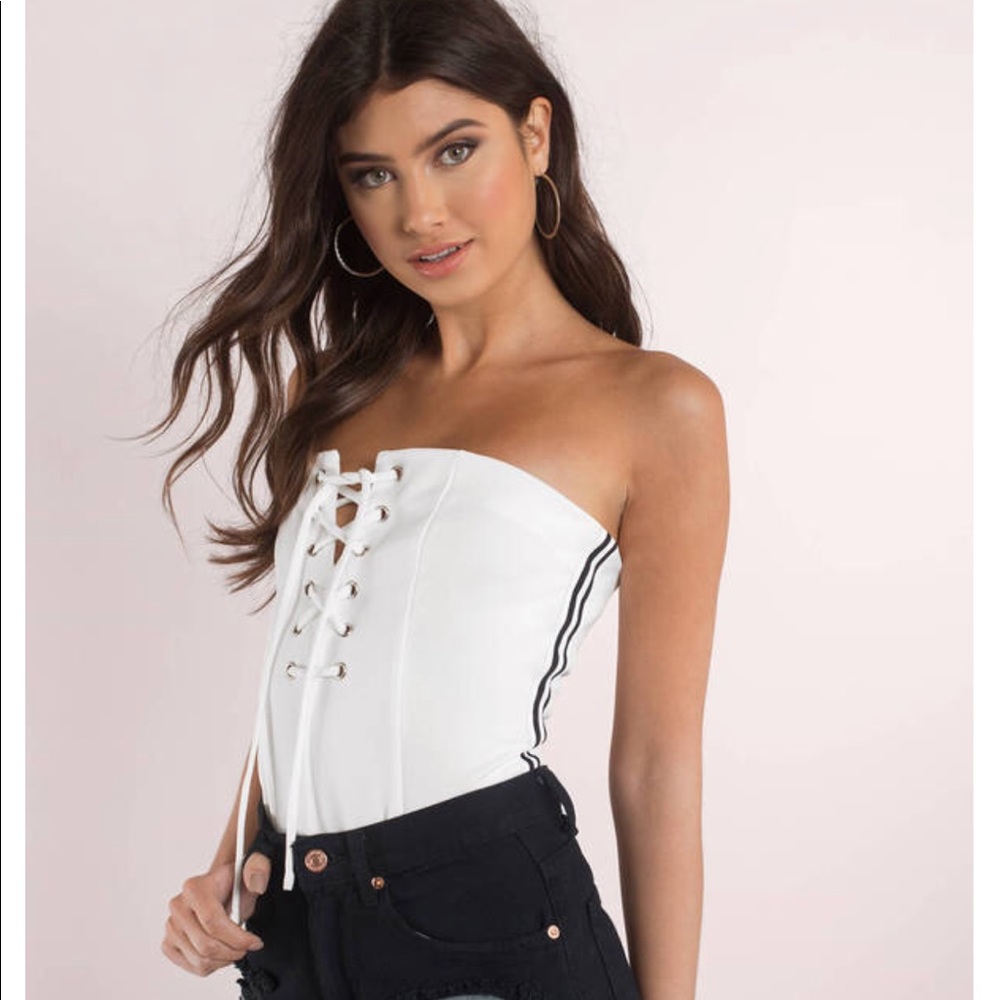 Lace up strapless bodysuit